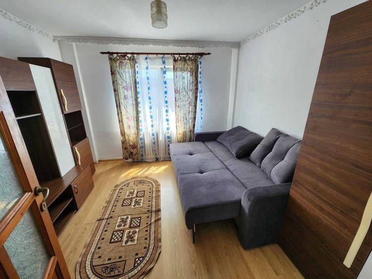 Garsonieră decomandată în Central