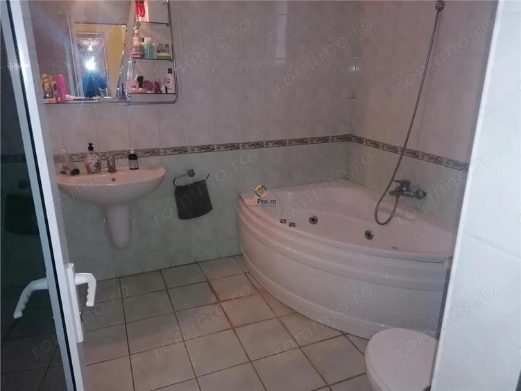 Casă cu 3 camere cu Teren 618 Mp în Girocului