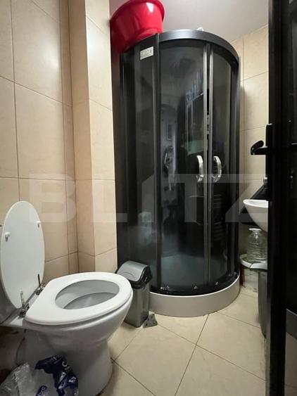 Apartament cu 2 camere semidecomandat, mobilat în Moreni