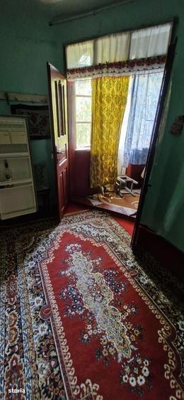 Casă cu 4 camere în Naipu