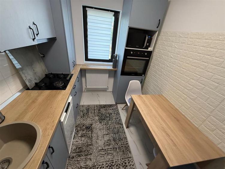 Apartament cu 3 camere decomandat în Lunca Cetățuii