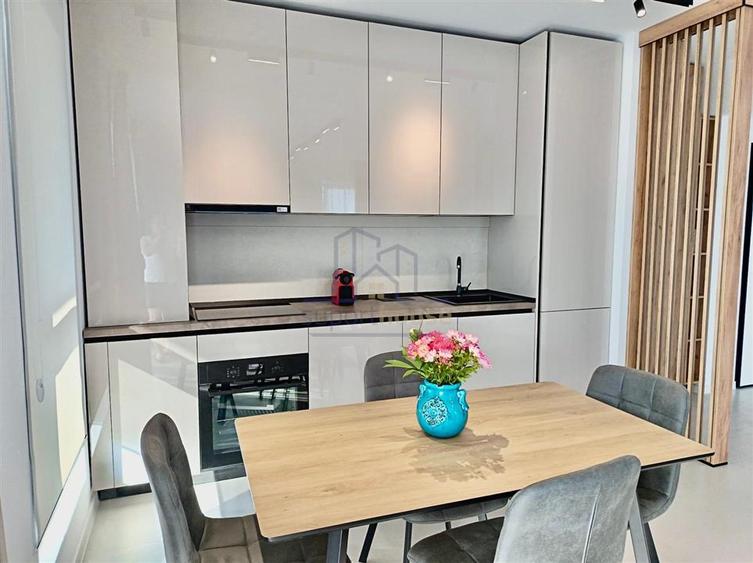 Apartament cu 2 camere semidecomandat în Păulești