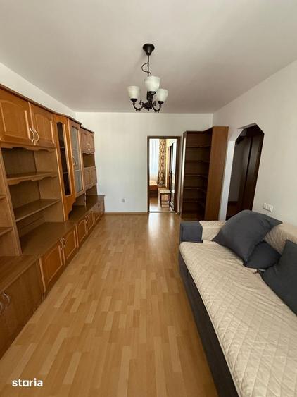 Apartament cu 2 camere semidecomandat în Central
