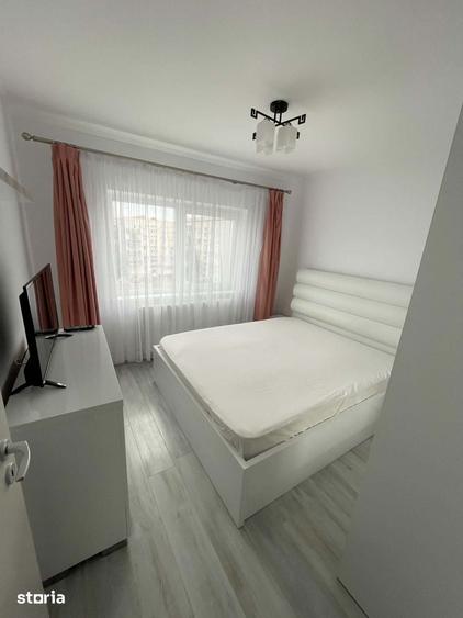 Apartament cu 2 camere decomandat în Micro 17
