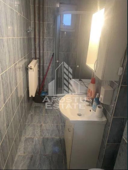 Apartament cu 2 camere semidecomandat, mobilat în Spitalul Județean