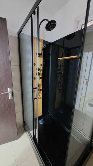 Casă cu 3 camere cu Teren 50 Mp în Central