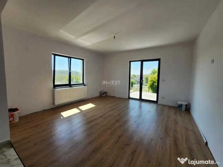 Casă cu 3 camere cu Teren 818 Mp în Valea Adâncă