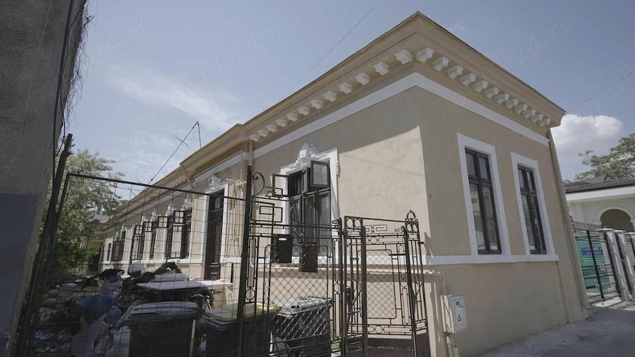 Casă cu 3 camere cu Teren 220 Mp în Parcul Carol