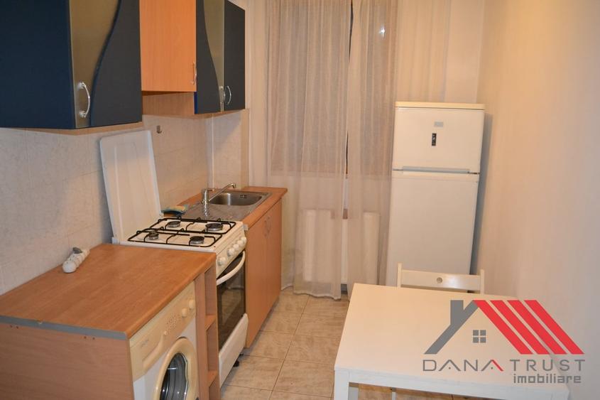 Apartament de închiriat cu 2 camere Ultracentral, strada Eminescu - 1