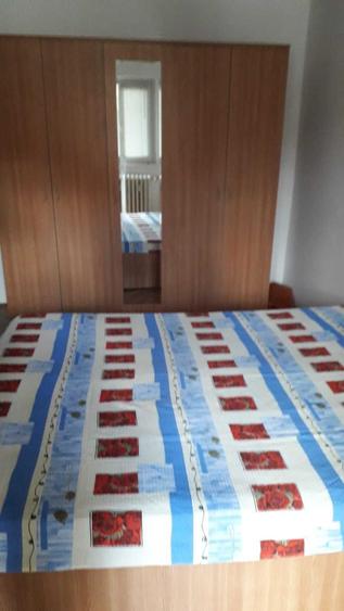 Apartament cu 3 camere decomandat în Complex Studențesc