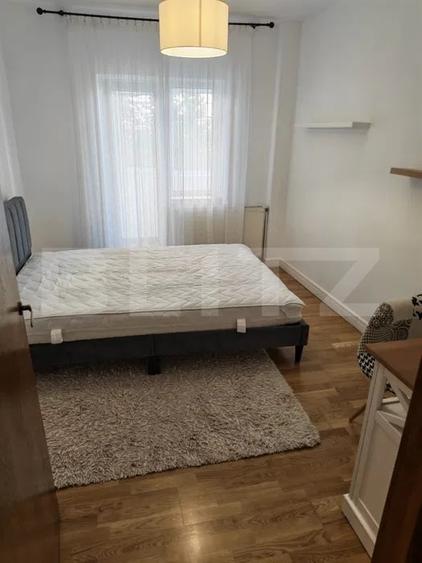 Apartament cu 3 camere decomandat, mobilat în Tătărași