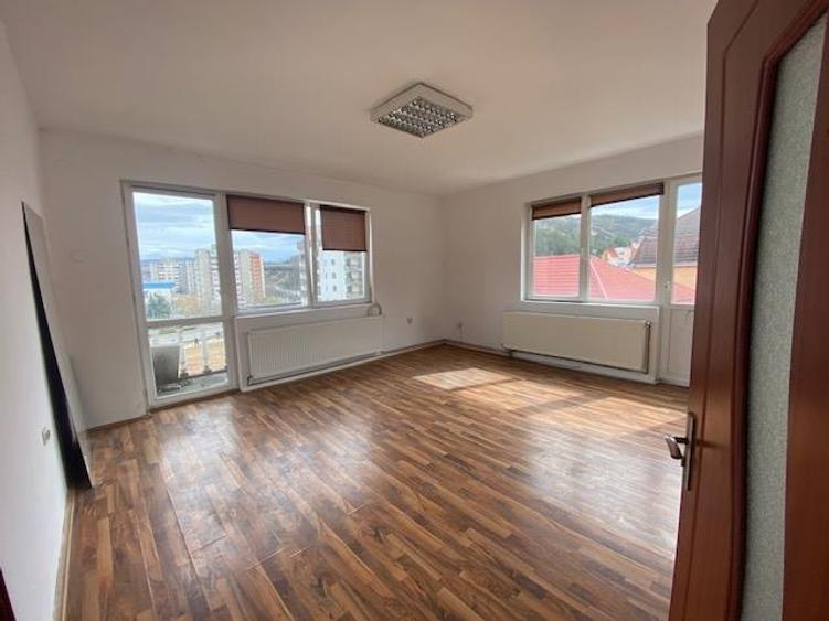 Spațiu comercial, de 1 mp, în Centrul Civic