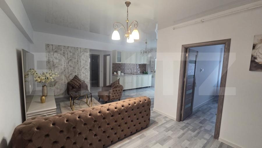 Apartament cu 3 camere decomandat, mobilat în Exterior Est