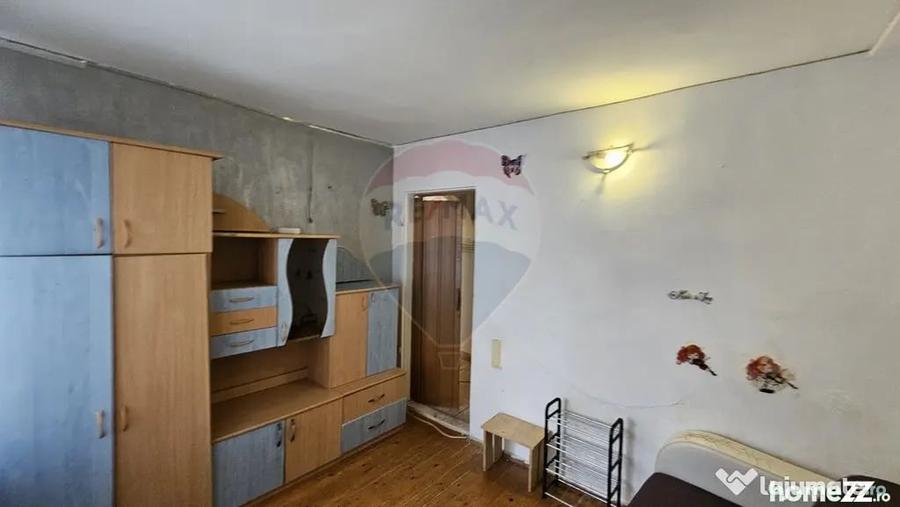 Apartament cu 2 camere semidecomandat în Mărăței