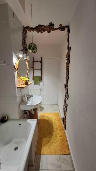 Apartament cu 3 camere decomandat în Ultracentral