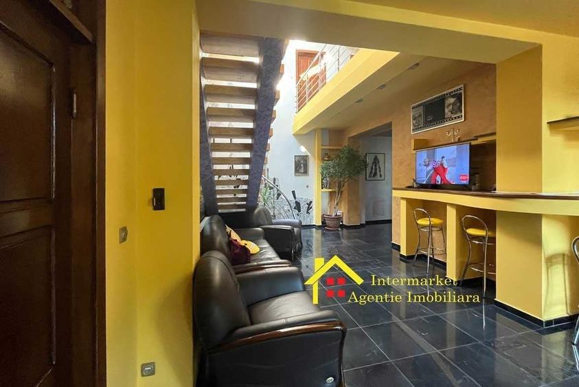 Casă cu 4 camere în Central