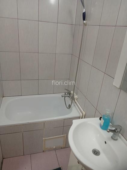 Inchiriez garsoniera zona CET