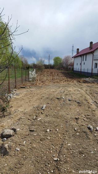 Teren de 1250 mp, în Săbăreni