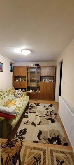 Casă cu 2 camere cu Teren 300 Mp în Central