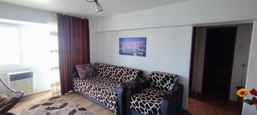 Apartament cu 2 camere semidecomandat, mobilat în Unirii Sud