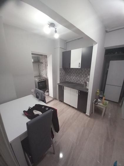 Garsonieră decomandată în Uiești