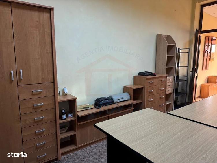 Spațiu comercial, de 30 mp, în Port