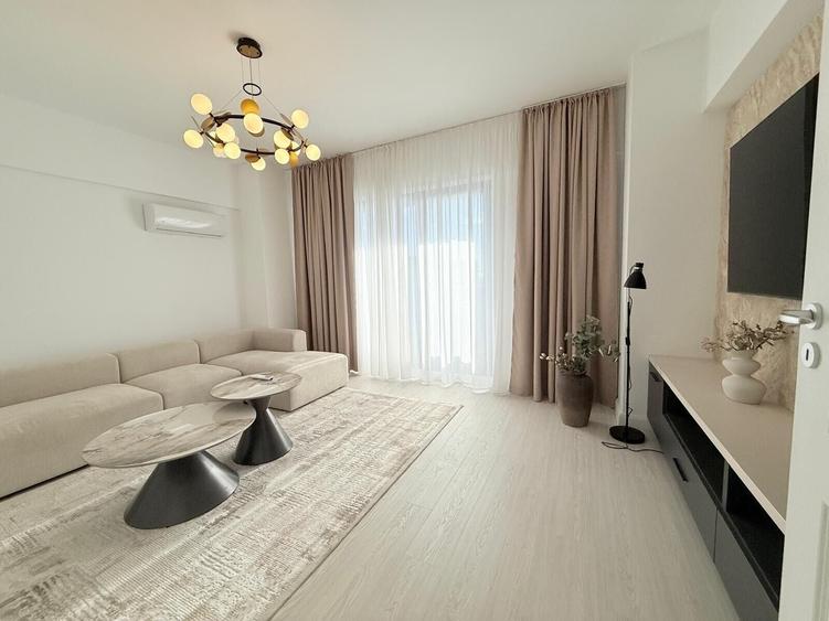 Apartament cu 3 camere decomandat în Tătărași