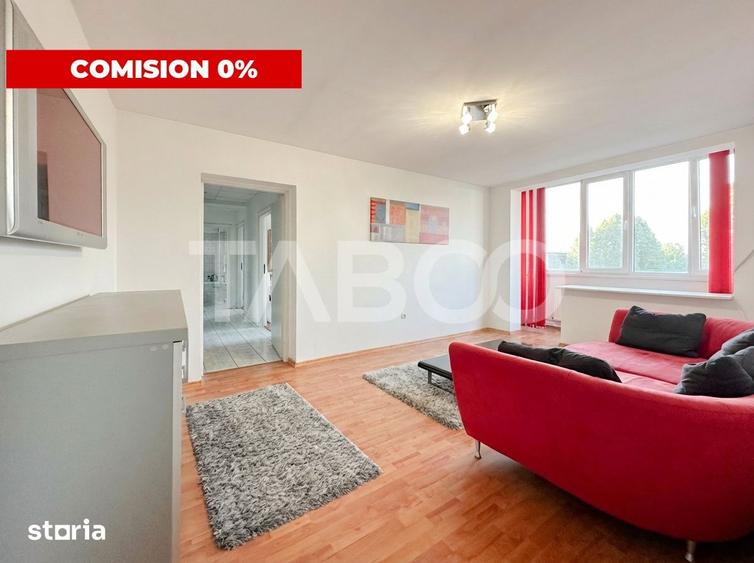 Apartament cu 4 camere semidecomandat în Micro 4