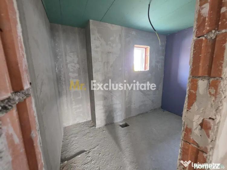 Casă cu 4 camere cu Teren 300 Mp în Găvana