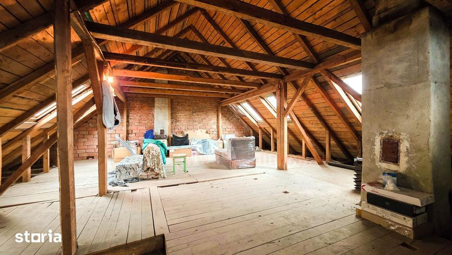 Casă cu 5 camere cu Teren 300 Mp în Ultracentral