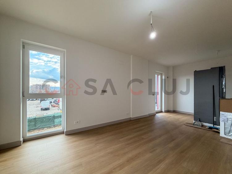 Apartament cu 3 camere semidecomandat în Iris