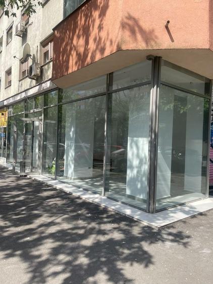 Spațiu comercial, de 114 mp, în Bucur Obor
