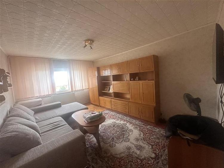 Apartament cu 2 camere decomandat, mobilat în Soarelui