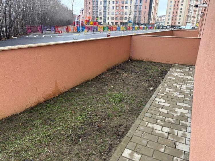 Apartament cu 2 camere semidecomandat, mobilat în Cug