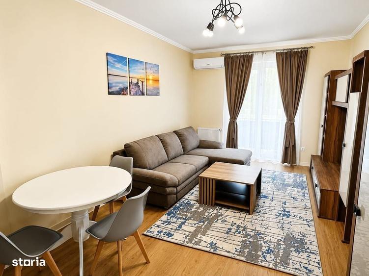 Apartament cu 2 camere decomandat în Livezeni