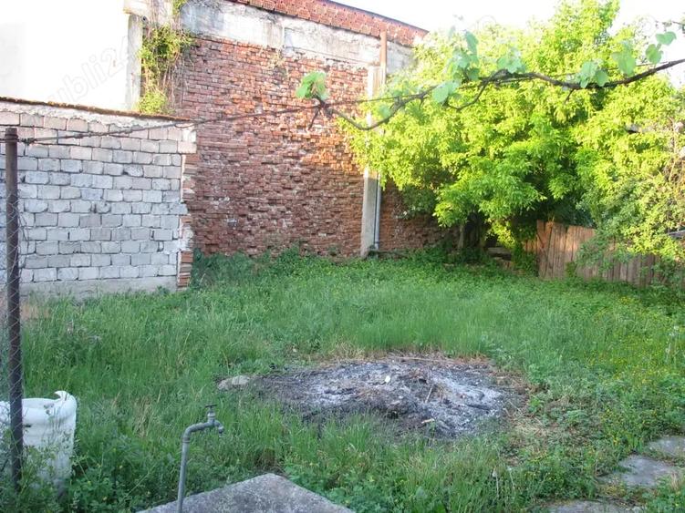 Casă cu 4 camere cu Teren 720 Mp în Gurahonț
