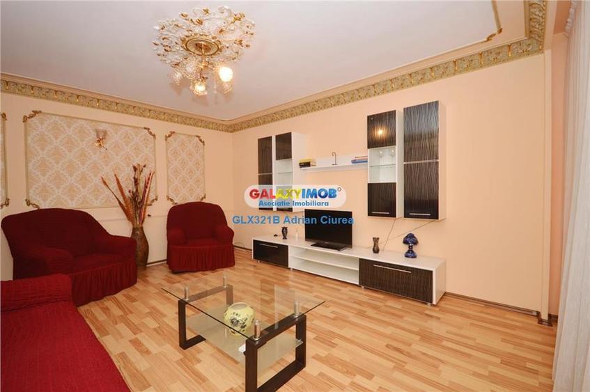 Apartament cu 3 camere decomandat, mobilat în Nerva Traian