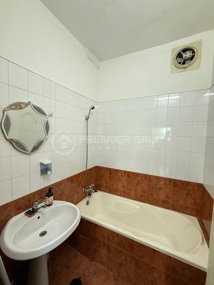 Spațiu comercial, de 44 mp, în Păcurari