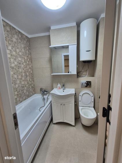 Apartament cu 2 camere decomandat în Tei