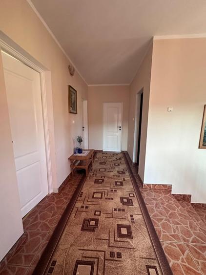 Casă individuală cu 4 camere cu Canalizare în Gilău