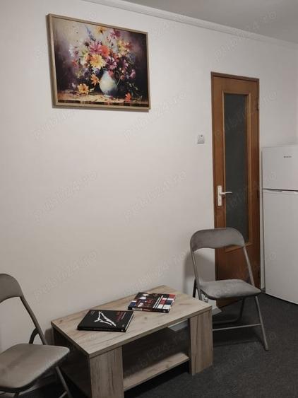 Garsonieră decomandată în Unirii