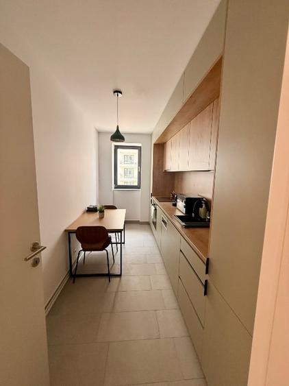 Apartament cu 2 camere decomandat, mobilat în Băneasa
