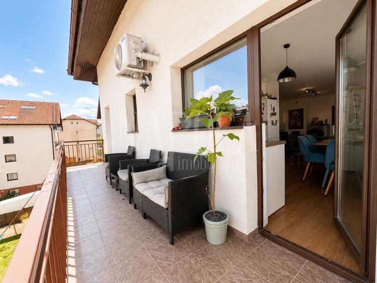 Apartament cu 3 camere semidecomandat în Bună Ziua