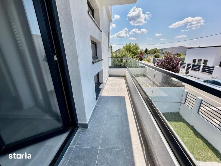 Casă cu 5 camere cu Teren 301 Mp în Cârcea
