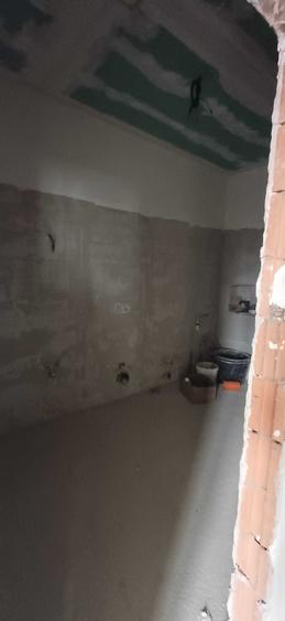 Casă cu 3 camere în Sânpetru