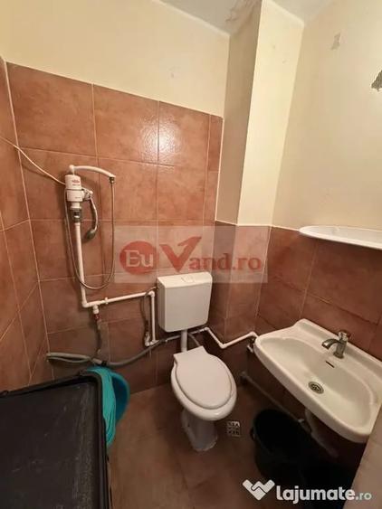 Garsonieră semidecomandată în Central