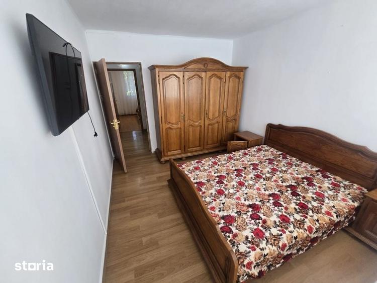 Apartament cu 3 camere semidecomandat în Central