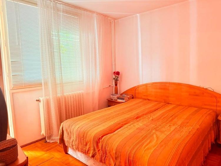 Apartament cu 3 camere decomandat, mobilat în Drumul Taberei