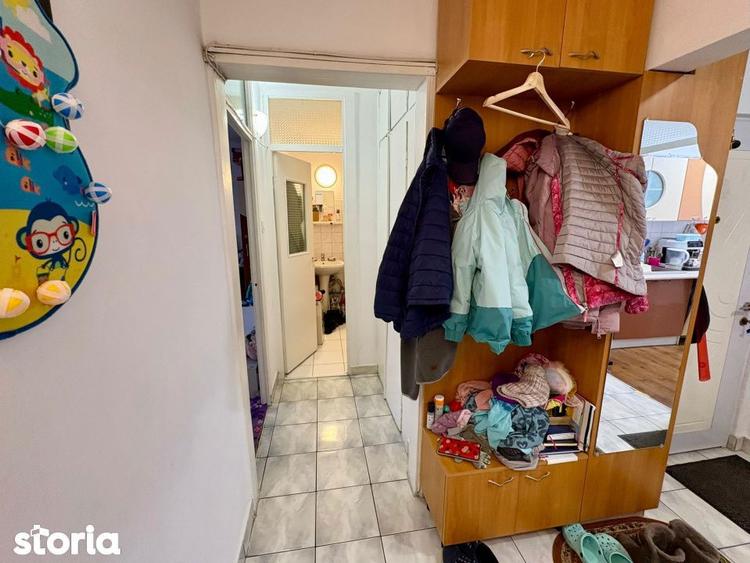 Apartament cu 4 camere decomandat, mobilat în Mărăști