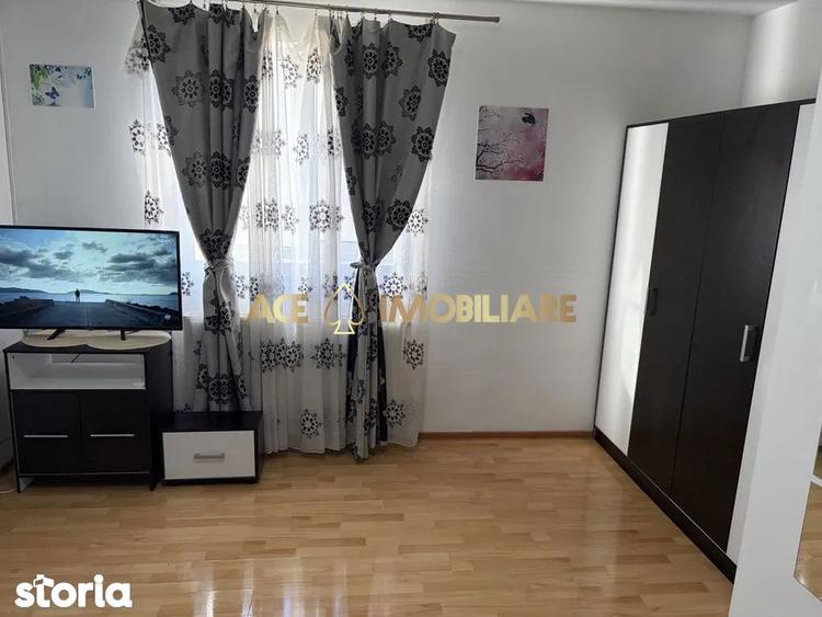 Casă cu 2 camere cu Canalizare în Central